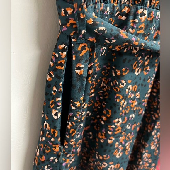 Dress - Picture 2 of 5